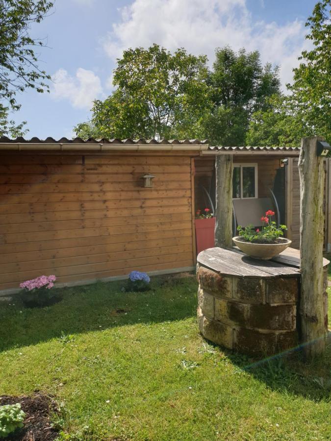 Petit Sejour En Chalet Crecy-la-Chapelle Exterior foto